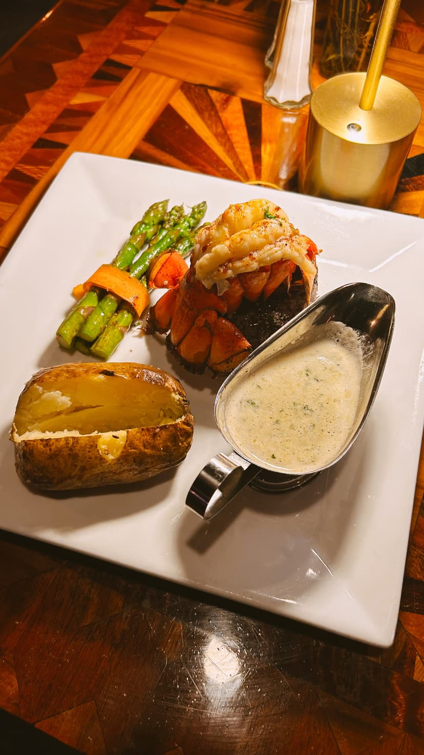 Authentic Italian pizza from wood-fired oven at Mama Mia's restaurant in Egg Harbor Township NJ